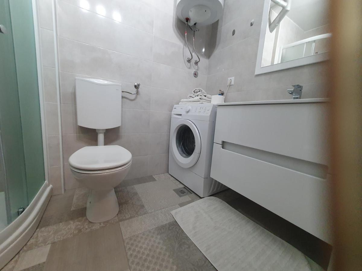 Apartman Ante Vinkovci Eksteriør billede